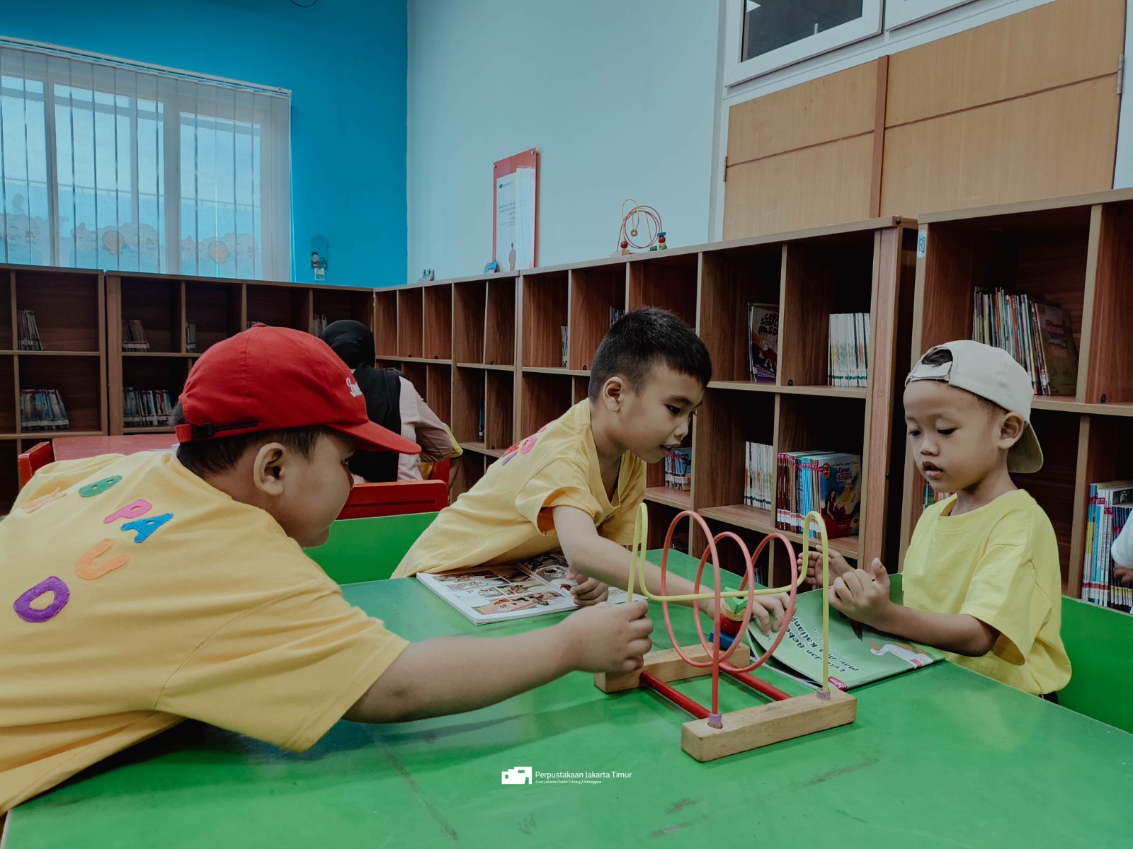 Wisata LiterAsyik Ke Perpustakaan Jakarta Timur Bersama PAUD Pertiwi